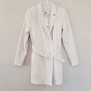 Lovers & Friends Womens Jay Blazer Dress Size Small Long Sleeve Belted Collared